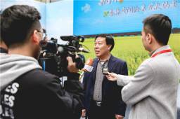 中国体育竞猜网首次开放火锅底料生产基地让同行及媒体参观
